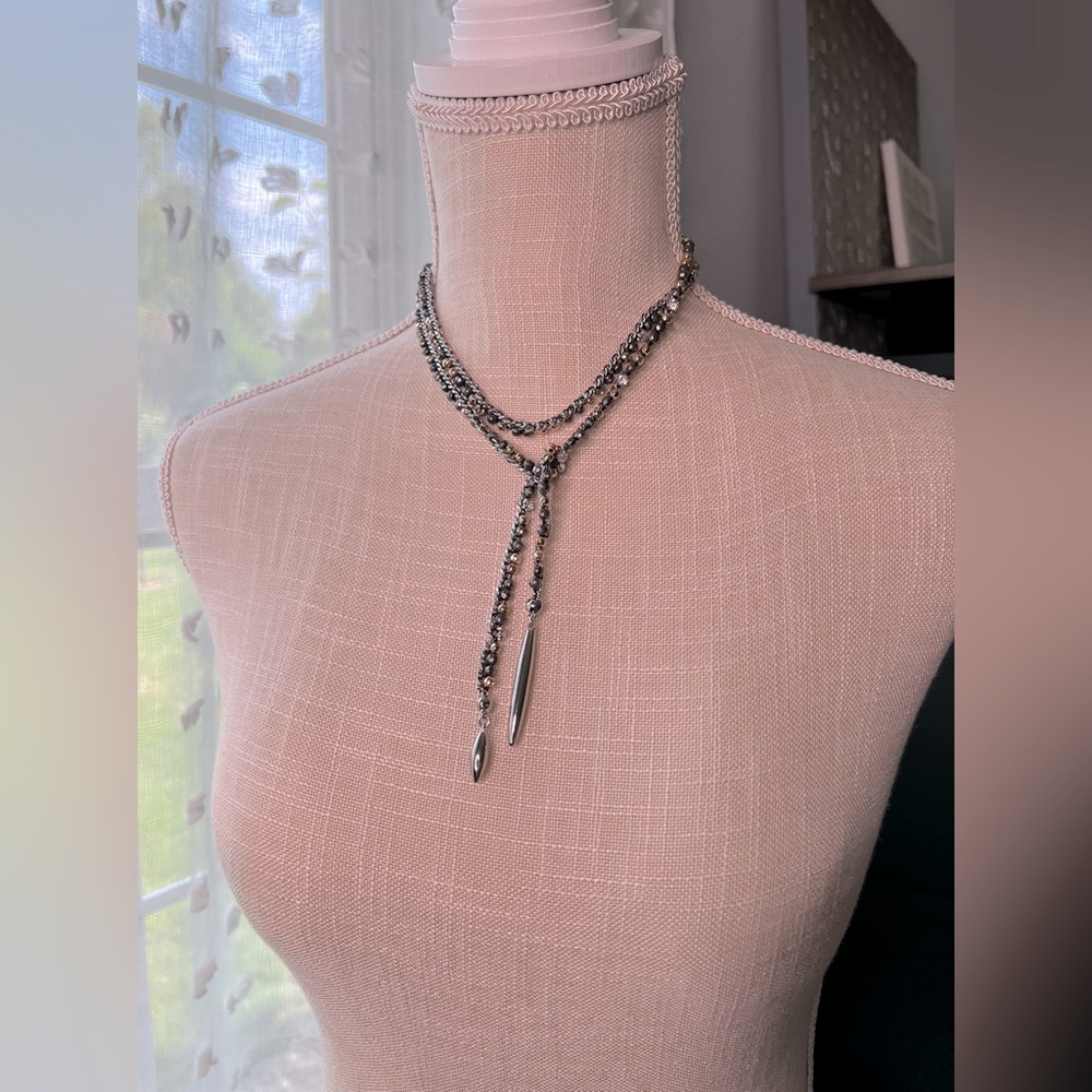 STELLA&DOT Zoe lariat, silver, mixed metal. - Picture 3 of 9
